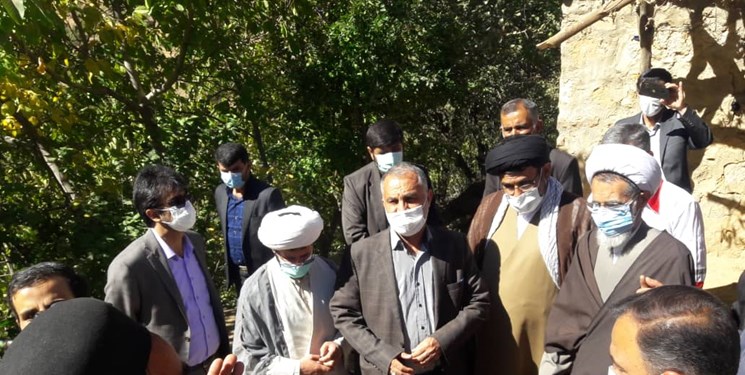 امام جمعه شهرکرد در جمع زلزلهزدگان: هنوز کار عملی از طرف مسئولان انجام نشده است