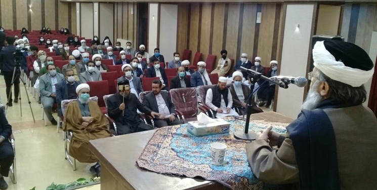 شیعه و اهل سنت یک امت واحده اسلامی است/ سازمان ملل؛ مجلس مشورتی شیاطین