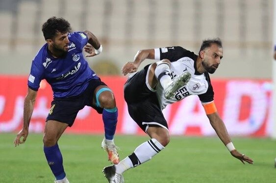 مرد بیوفای فوتبال ایران/عکس