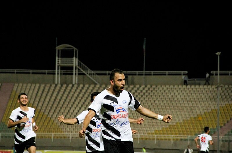 مرد بیوفای فوتبال ایران/عکس