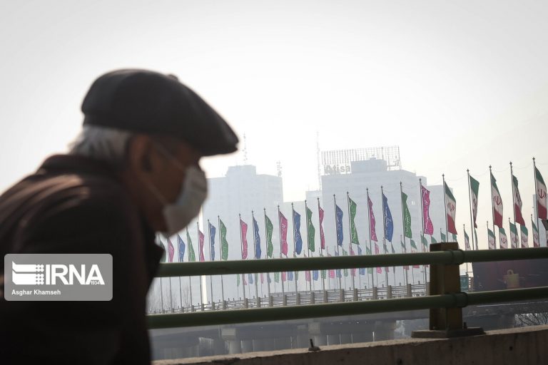 آلودگی هوا  ابتلا به بیماری کرونا را تشدید می‌کند