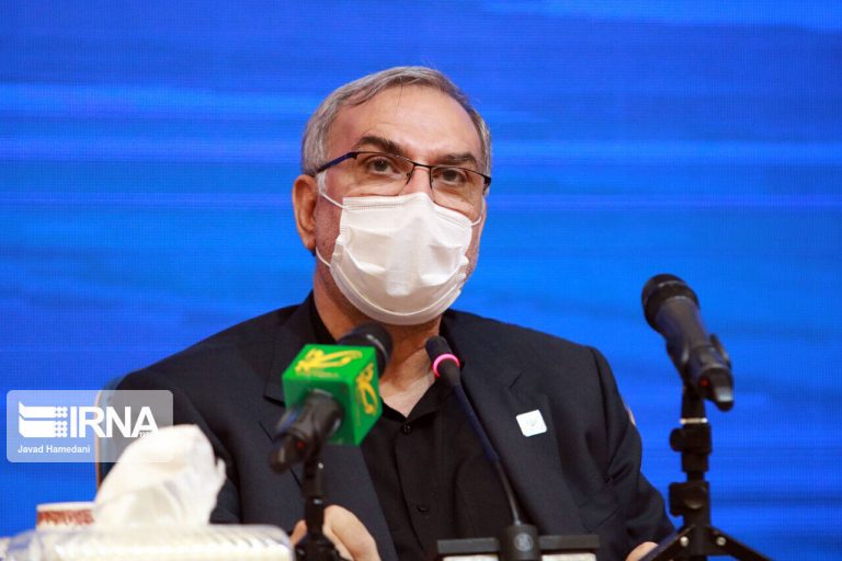 سرزمین عزیزمان برگ‌های زرین فراوانی از مبارزه با استکبار ستیزی دارد