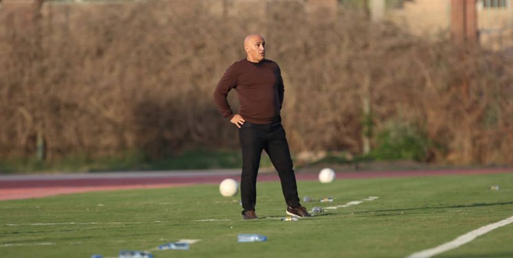 منصوریان: وقتم را برای نقد داوران نمی گذارم/ از کیفیت بازی راضی هستم اما هنوز ۳ امتیاز نگرفتیم