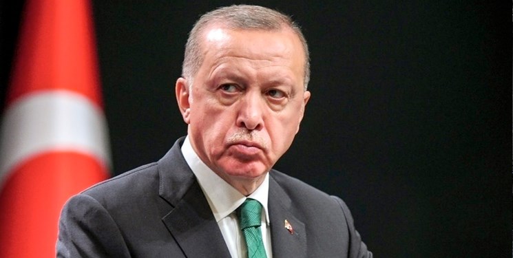 ناکارآمدی اردوغان پاشنه آشیل رکود اقتصاد در ترکیه/کاهش ۶۰ درصدی ارزش لیر در سه سال