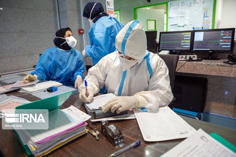 چهاردهم آبان و مهمترین اخبار کرونایی استان ها