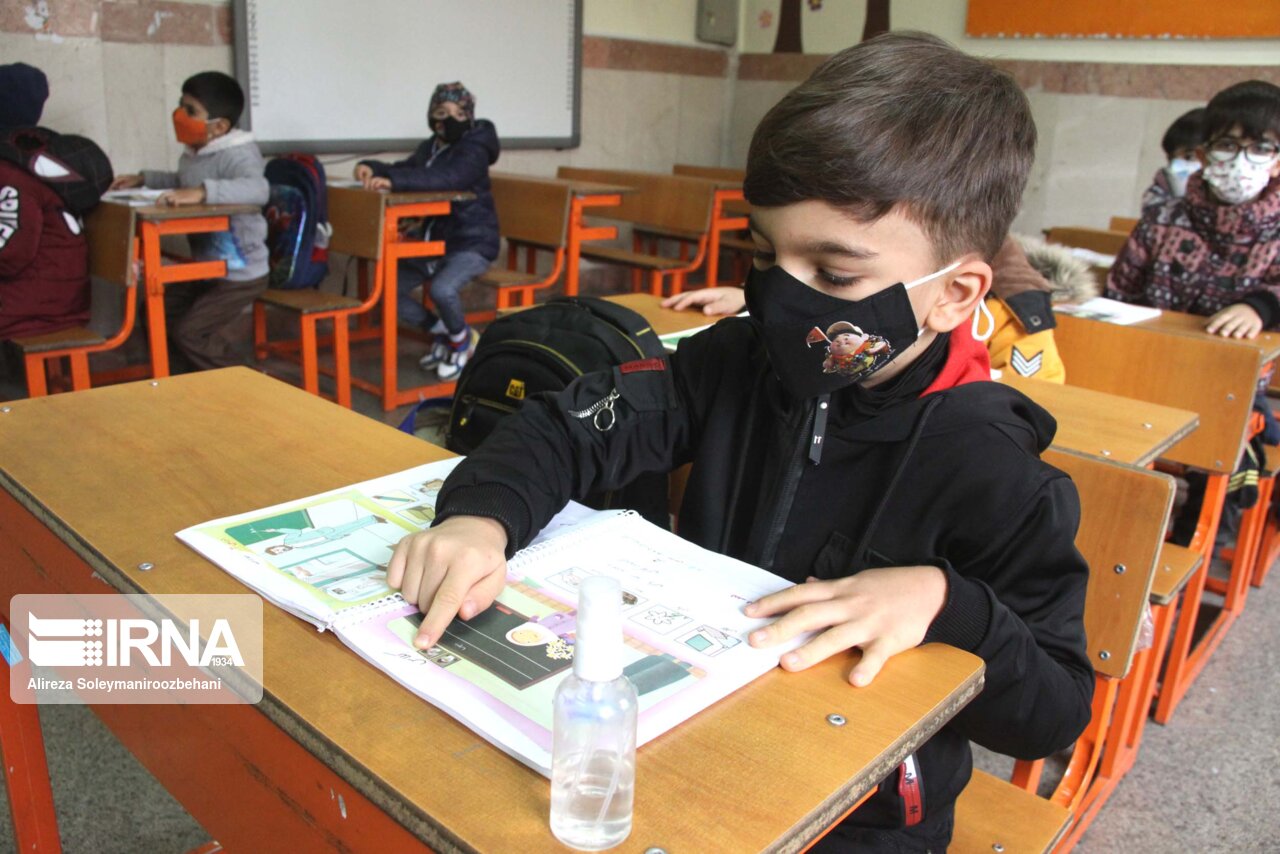 یک سوم مدارس استان سمنان در گام سوم بازگشایی مدارس حضوری شد