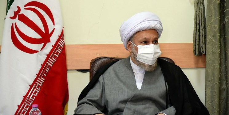 امام جمعه شیراز: عرصه فرهنگ جولانگاه تفکرات لیبرالی نیست