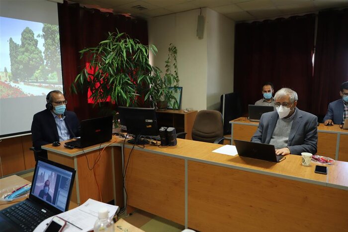 بانوان شاغل و سرپرست خانوار در همه گیری کرونا آسیب پذیرترند