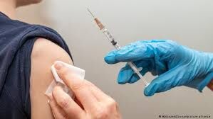 حدود ۷۰ هزار تَن در قم هر سه دُز واکسن کرونا را دریافت کردند