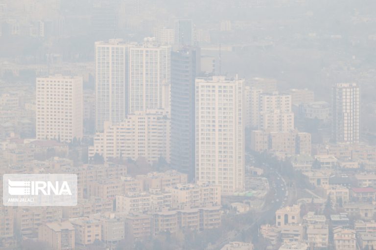 هوای ۱۶ ایستگاه شهر تهران در شرایط ناسالم برای همه گروهها