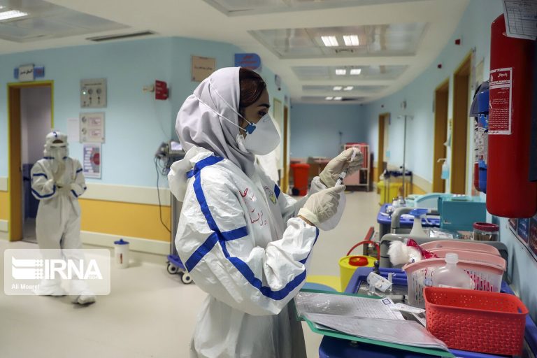 پنجم دی ماه و مهمترین خبرهای کرونایی استان ها