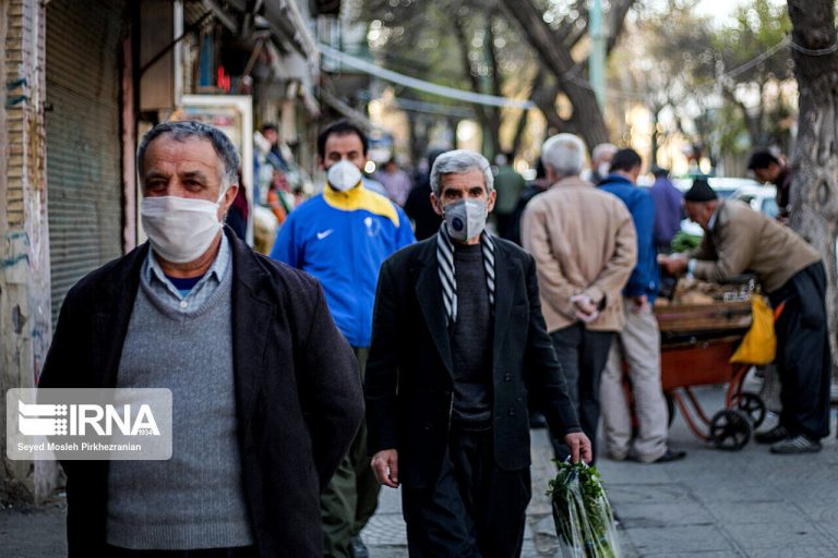 چرخه انتقال اومیکرون با واکسن و ماسک متوقف میشود