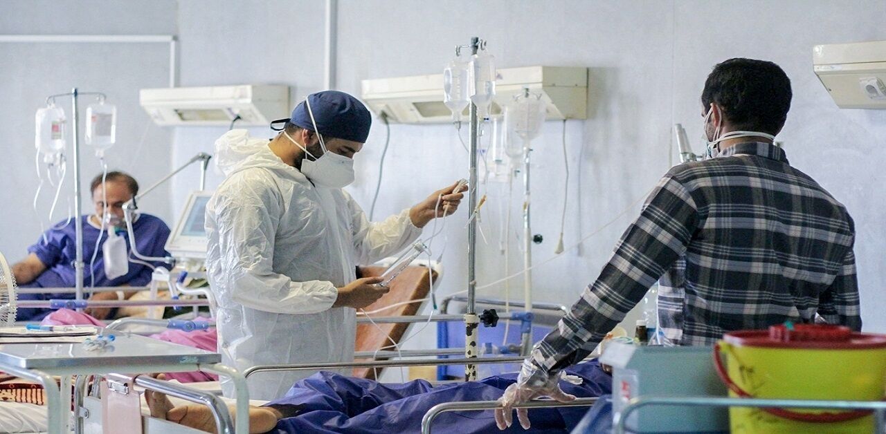 ۳۰ بیمار کرونایی در قم  از مراکز درمانی قم مرخص شدند