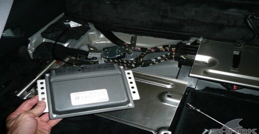 انهدام باند سارقان کامپیوتر خودرو در دامغان