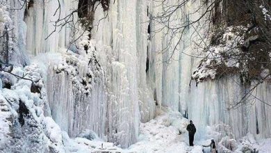بزرگترین آبشار خراسان بطور کامل یخ زد