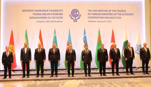 دیدارهای امیرعبداللهیان در حاشیه اجلاس اکو/ صلح و ثبات در قفقاز فرصت های بهتری برای تقویت کریدور شمال-جنوب و رشد تجارت ایجاد می‌کند