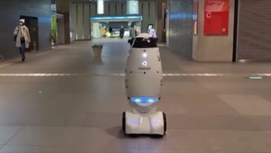 ربات عجیب ژاپنی امنیت را برقرار می‌کند / عکس