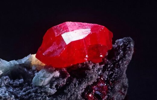 در چرخ خیاطی دنبالش نگردید، پیدا نمیکنید