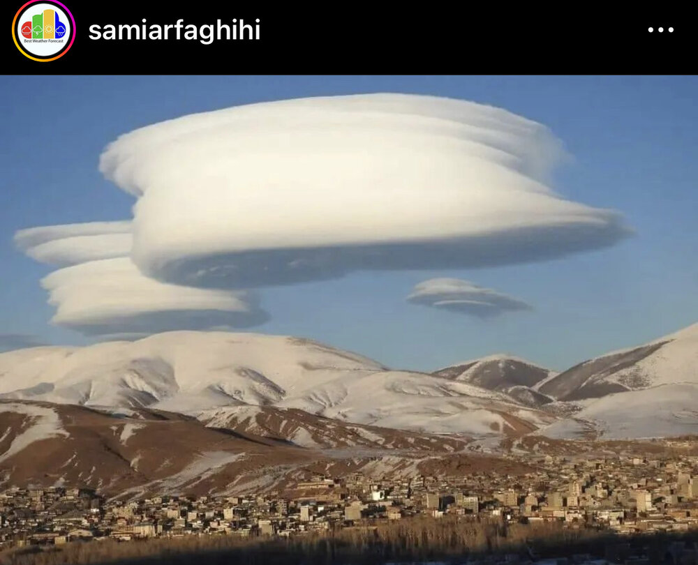 عکس | ابرهای عجیب و بحث برانگیز در آسمان خلخال، چند ساعت قبل از زلزله دیشب ترکیه 