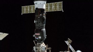 عکس | بلایی که شهاب سنگ بر سر فضاپیمای روس آورد