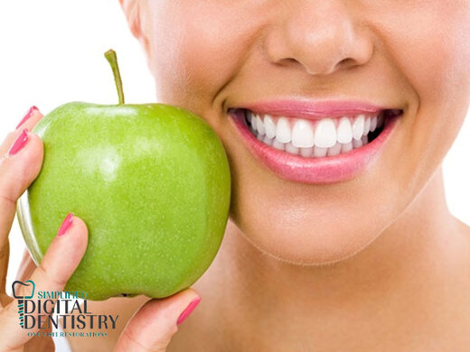 ۱۰ ماده غذایی مفید برای سلامت لثه و دندان‌ها