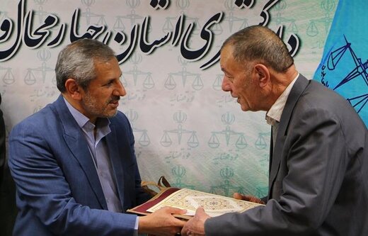 از خیّران انجمن حمایت از زندانیان استان تجلیل شد