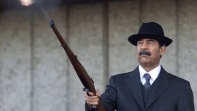 دیکتاتور عراق با این تفنگ دسته نقره آغاز جنگ با ایران را اعلام کرد /عکس