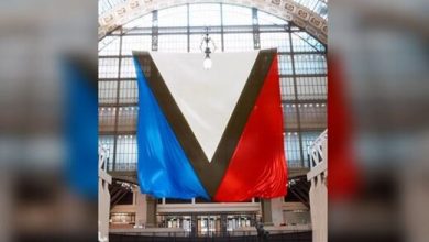 مشاور زلنسکی پرچم برند فرانسوی را نماد تهاجم خواند!