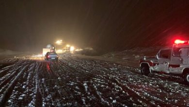 نجات ۶۰ خودروی گرفتار شده در برف و کولاک گردنه مائین‌بلاغ
