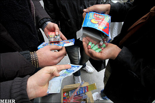 پلمب فروشگاه‌های عرضه‌کننده مواد محترقه در اصفهان تا پایان تعطیلات