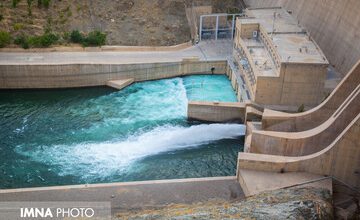 افزایش خروجی سد زاینده رود برای آبیاری مزارع شرق اصفهان