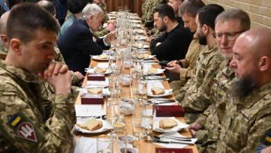 افطاری زلنسکی با سربازان مسلمان ارتش اوکراین