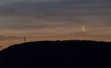 امشب هلال ماه در آسمان ایران دیده می‌شود؟/ نظر یک ستاره‌شناس