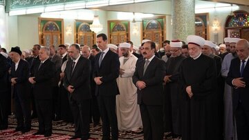 بشار اسد نماز عید فطر را در دمشق به جا آورد