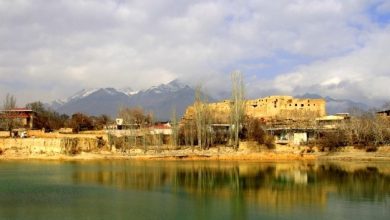 جاذبه‌های جنگلی، کویری و کوهستانی اصفهان/شترسواری در کویر سیازگه تا «تختگاه سلیمان»