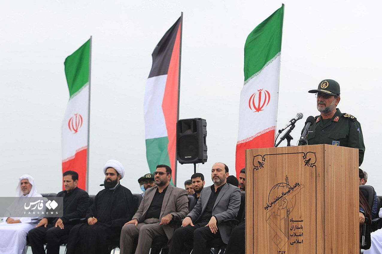  «پیام رژه ۲۷۰۰ شناور بسیج دریایی» در شمال و جنوب کشور + عکس‌ها