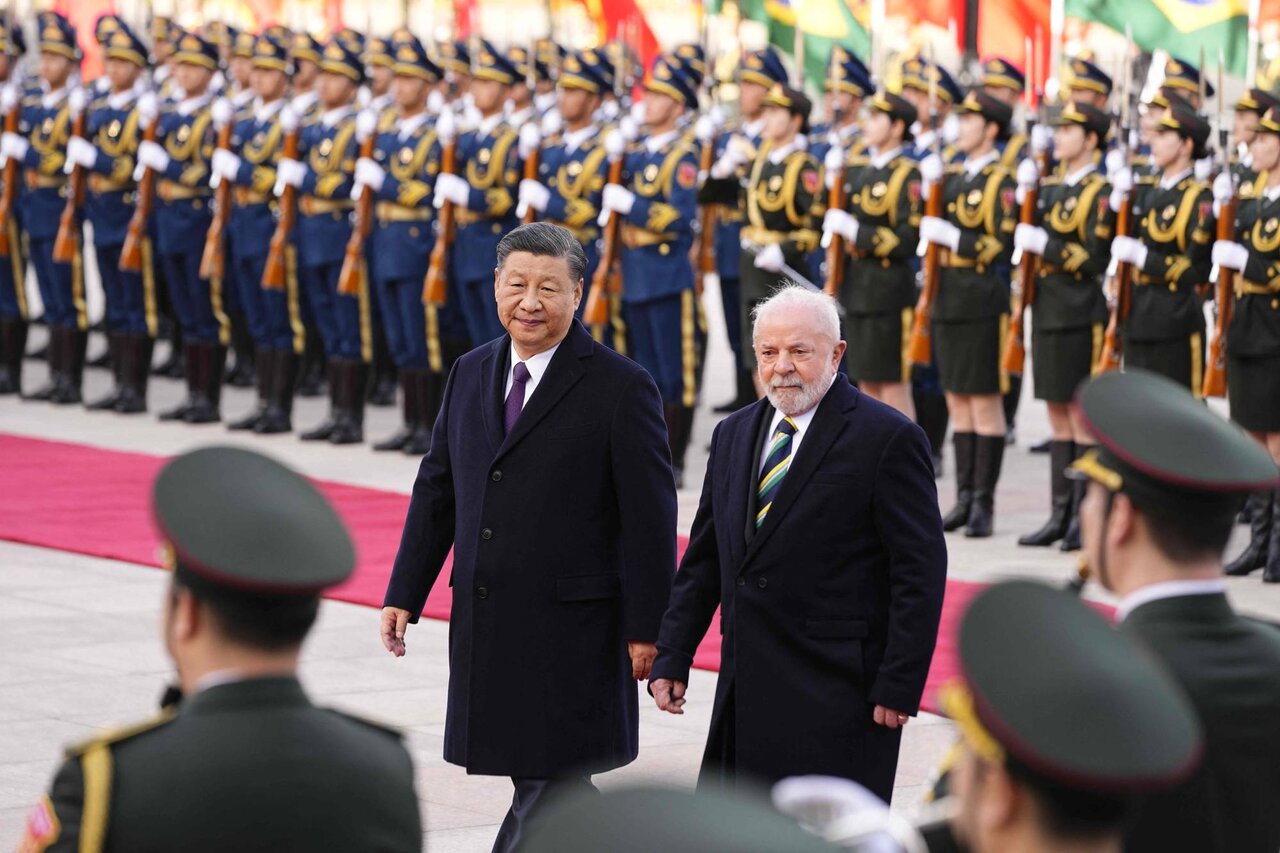 چین و برزیل سلطه آمریکا را به چالش می‌کشند