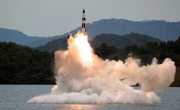 کره شمالی: موشک بالستیک با سوخت جامد آزمایش کردیم