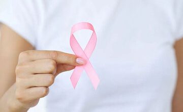 ۱۲ خوراکی پیشگیری کننده از بروز سرطان پستان