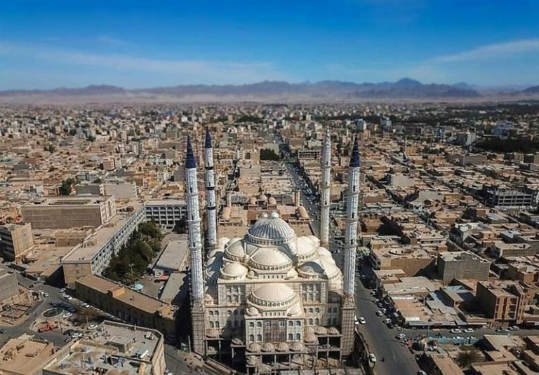 اختصاصی برگزیده های ایران| اقامت غیرقانونی با هویت جعلی تعداد زیادی از اساتید و طلاب مدرسه مکّی/ ۱۳۲ نفر شناسایی شدند