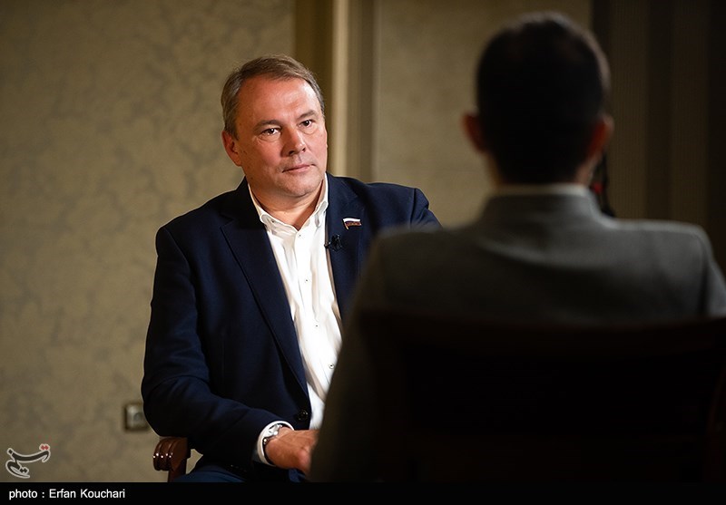 اختصاصی| گفتگو با نائب رئیس دومای روسیه: زلنسکی میتواند به ناتو ملحق شود، اما بدون اوکراین! / اردوغان تعهداتش را نقض کرد/ پوتین با ۳۵ فرمانده واگنر دیدار کرد