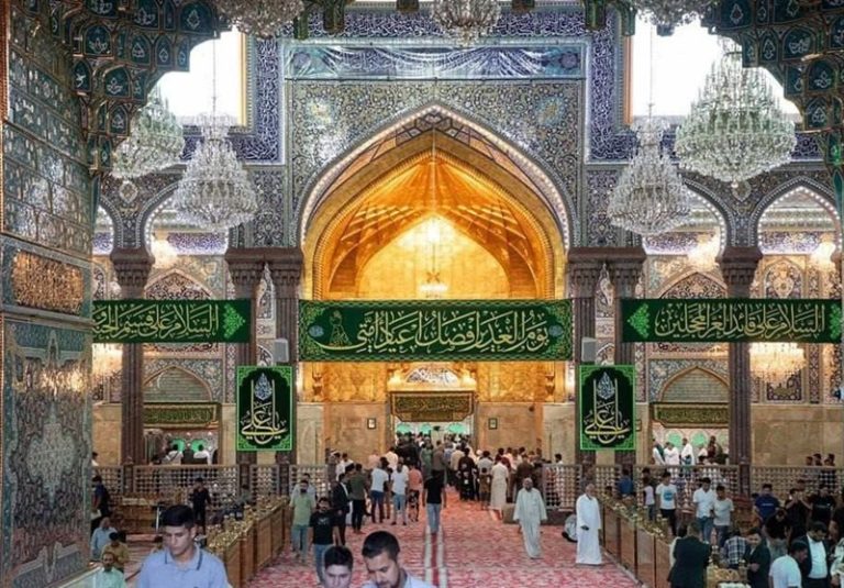 ارائه خدمات به زائران امیرالمؤمنین (ع) در شهر نجف / ۵۷۰ هزار شاخه گل میان زائران توزیع میشود