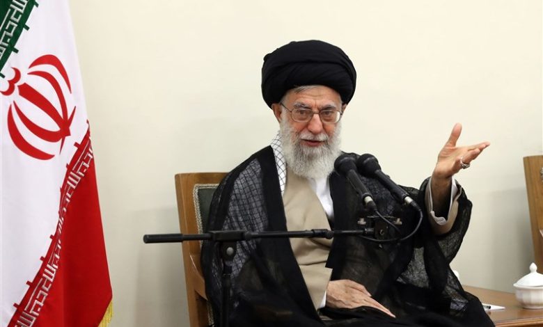 استفتاء از امام خامنه‌ای؛ آیا رعایت پوشش در نمازهای مستحبی ضروری است؟