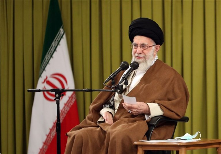 استفتاء از امام خامنهای؛ خرید نسیه بدون تعیین زمان پرداخت