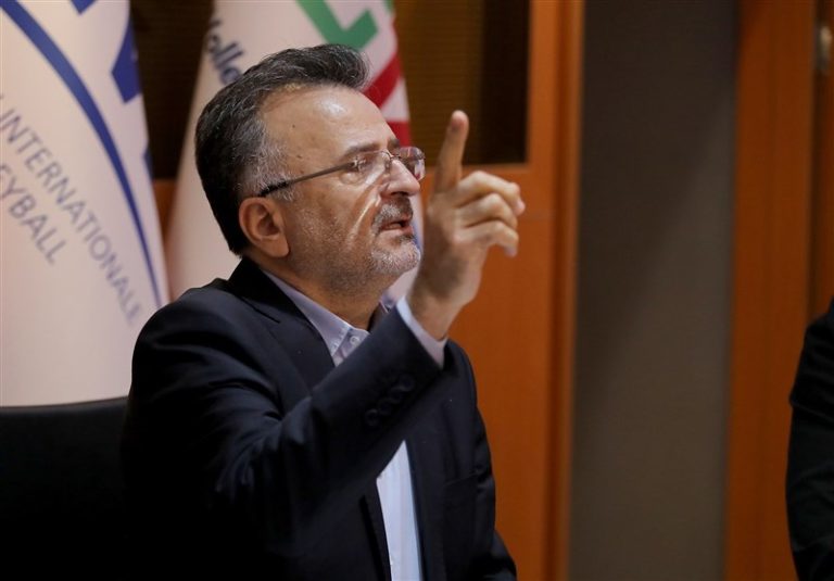 اولین واکنش داورزنی به ناکامی تیم ملی والیبال: در کادرفنی بازنگری میشود