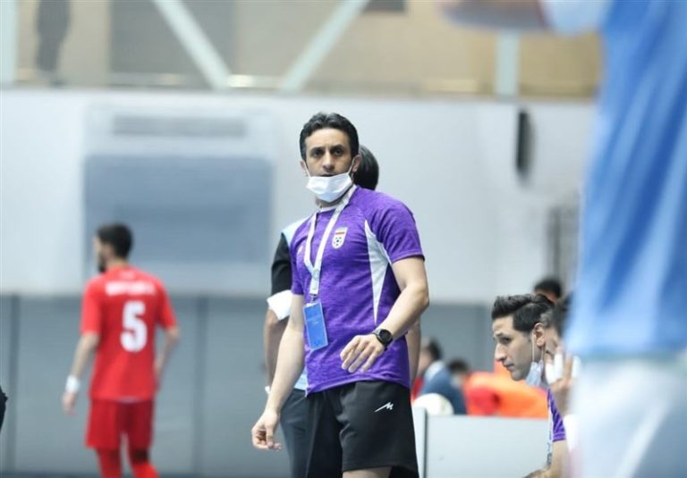 تدریس مربی تیم ملی فوتسال در کلاس مربیان AFC