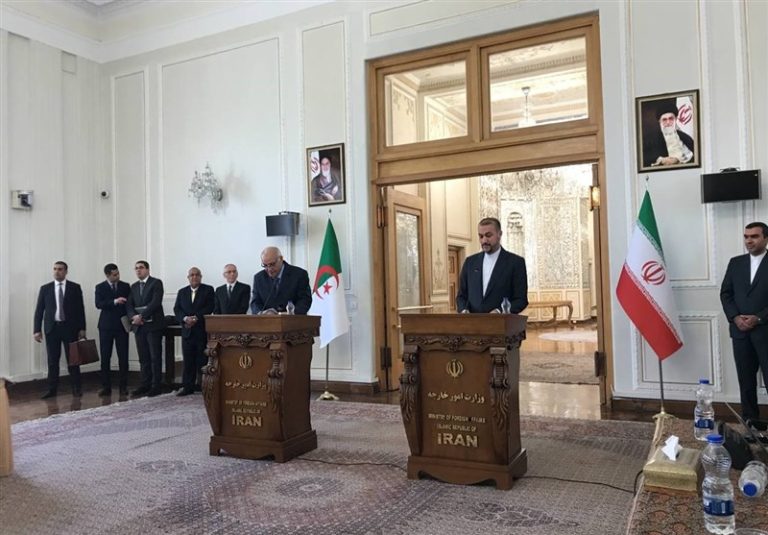 توافق ایران و الجزایر برای لغو روادید سیاسی/ احمد عطاف: روابط با ایران دارای ظرفیت توسعه بیشتر در حوزههای اقتصادی است