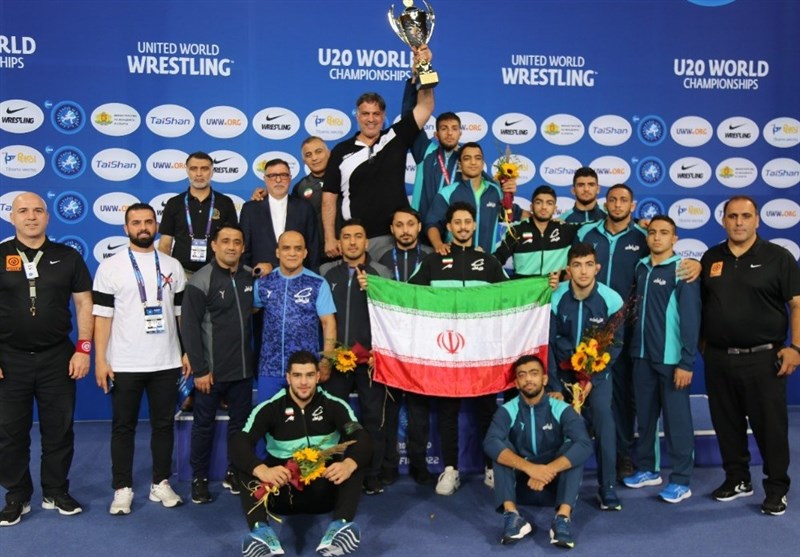 تیم ملی کشتی آزاد با ۳ طلا قهرمان جوانان آسیا شد