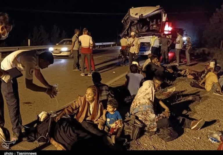 حادثه رانندگی در جاده اقلید ۶ کشته و ۲ زخمی برجا گذاشت
