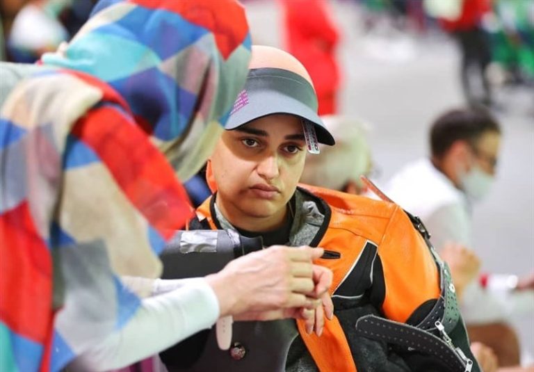 خدمتی پرچمدار کاروان ایران در یونیورسیاد چین شد